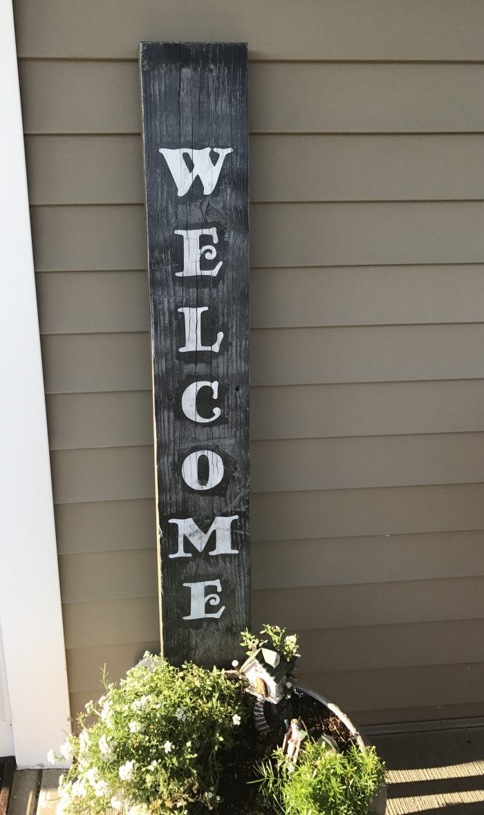 DIY Farmhouse Style “WELCOME” Sign