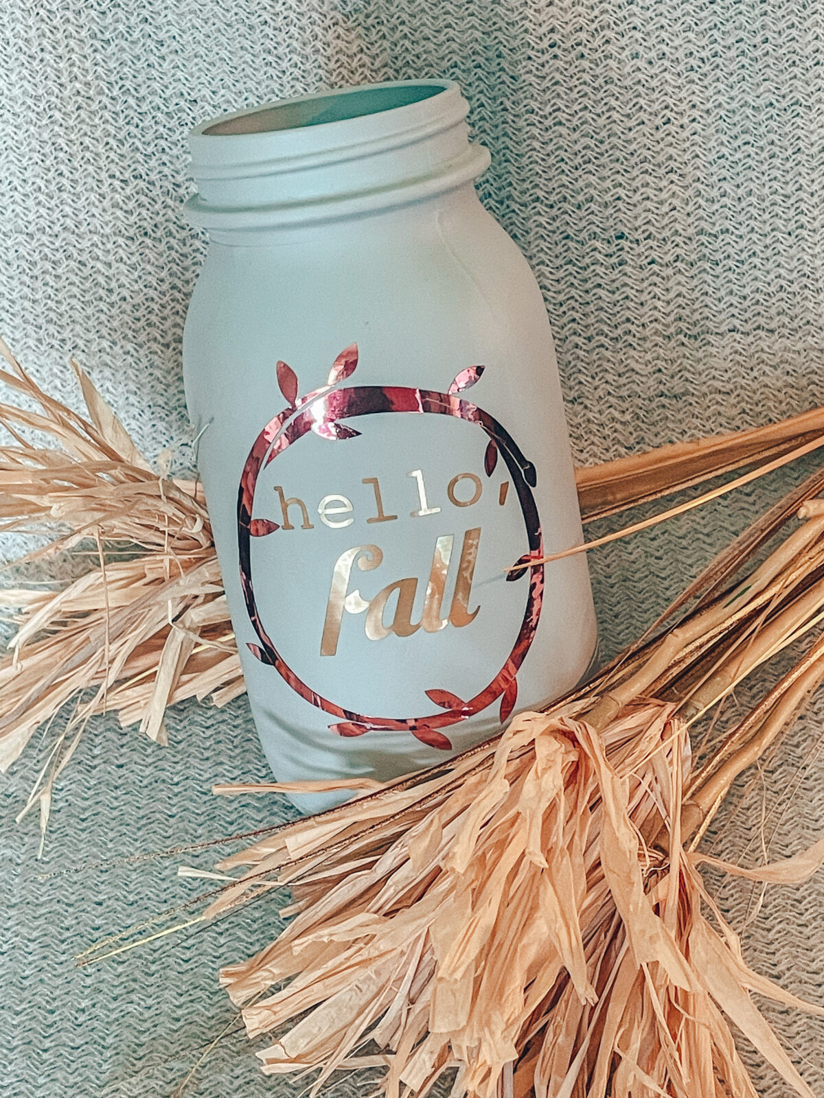 Hello Fall DIY Mason Jar is easy and so cute for your fall decor! #fallmasonjar #masonjarcrafts #falldiy #homedecor