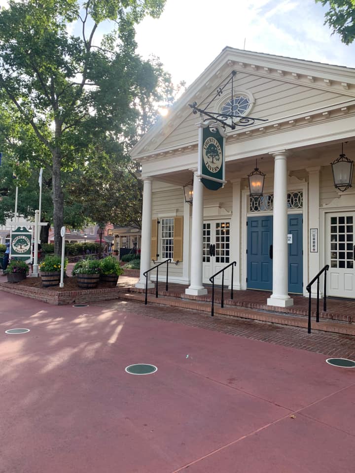 10 Disney Dining Locations You Don't Want to Miss