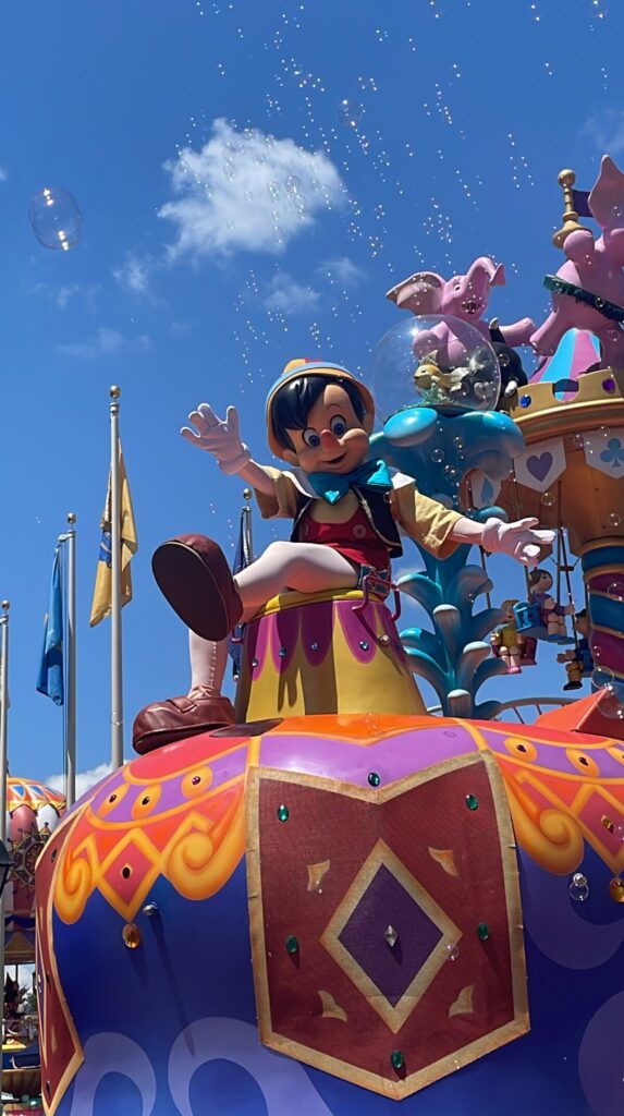 Tips for Disney's Festival of Fantasy Parade